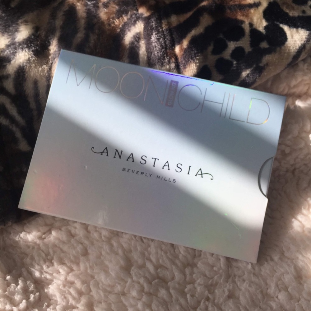 ABH moon light palette